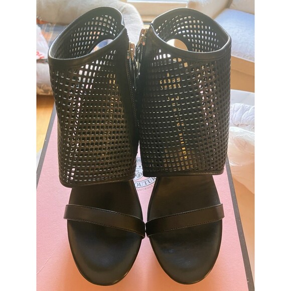 Juicy Couture Women's Carli Cage Platform Heels Black Size 8M NIB - Picture 2 of 14